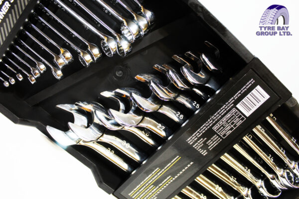 Combination Spanner Set 25pc Metric.