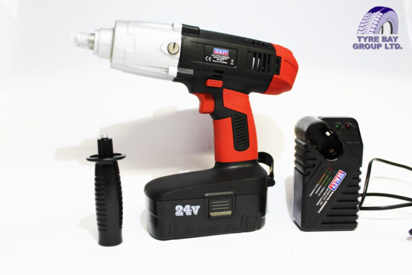 CORDLESS IMPACT WRENCH 24V 2AH NI - MH 1/2 SQ DRIVE 410 - Image 2