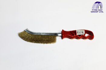 WIRE BRUSH IN PLASTIC HANDLE