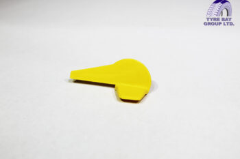 PLASTIC INSERT RIGHT HAND FOR 2014 T/C ONWARDS 221838